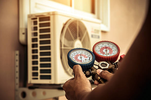 Professional Hvac Maintenance technician working in Dalton, GA